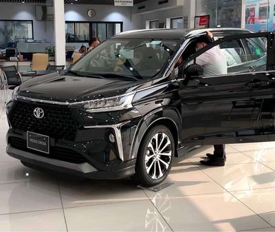 Toyota Veloz 2024 ưu đãi tiền mặt bảo hiểm và PK