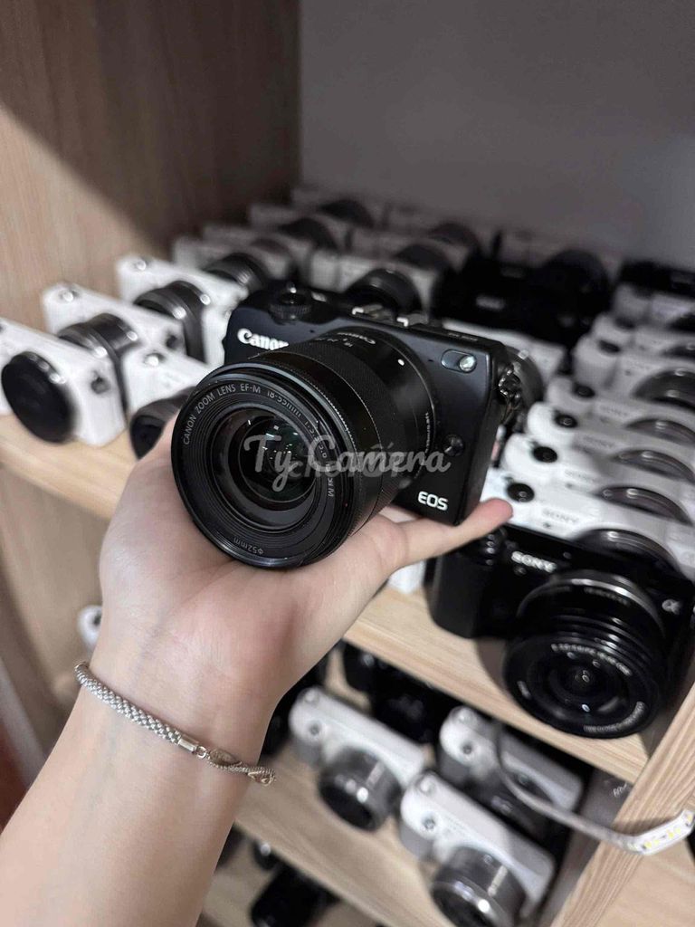 Máy ảnh Canon M2 Đen. Mua bán Máy ảnh, Máy quay tại Quận Liên Chiểu Đà Nẵng được đăng bởi Ty camera  Đà Nẵng hình 1