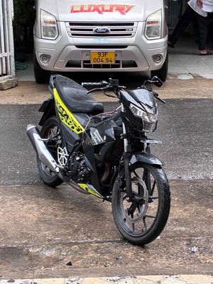 Suzuki Satria Đen vàng