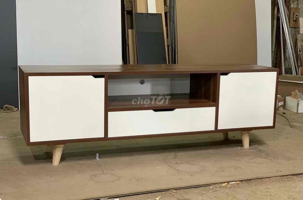 Kệ Tivi Mới Giá Rẻ. Mua bán Tủ, kệ gia đình tại Huyện Thạch Thất Hà Nội được đăng bởi Nội Thất Tùng Mai hình 1