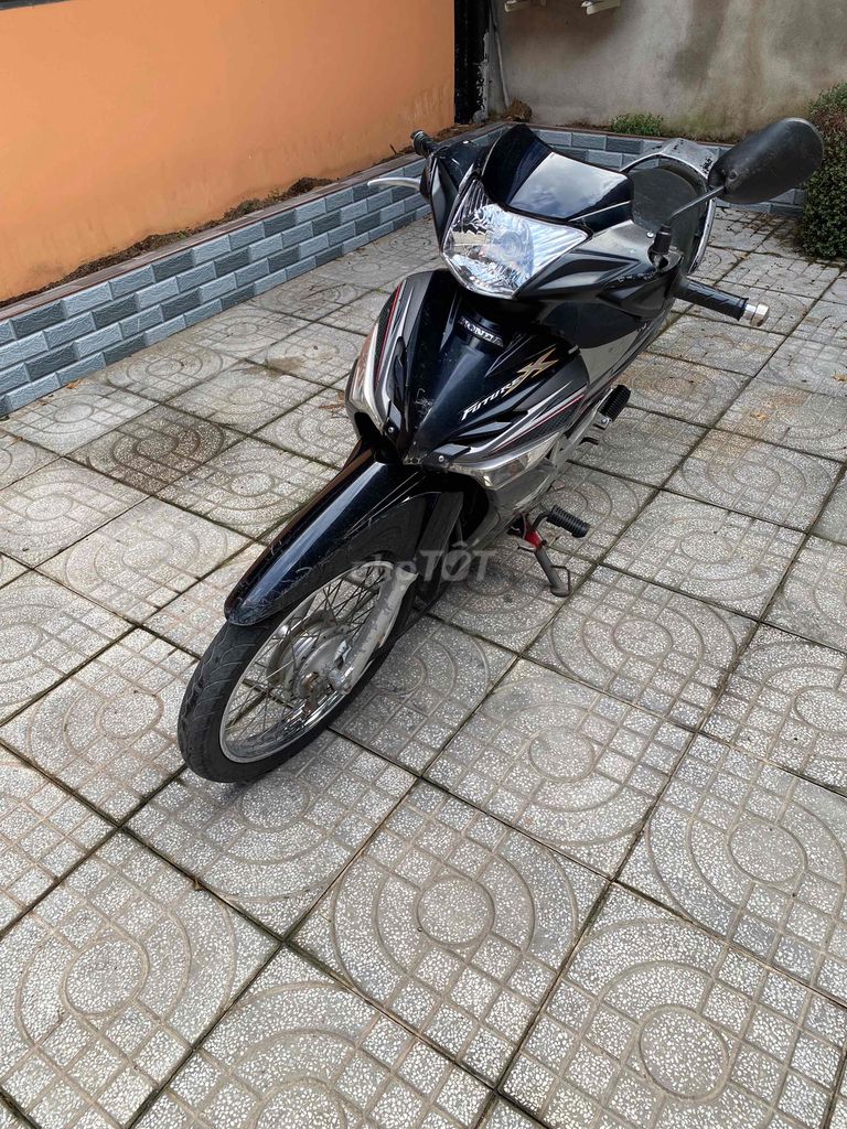 Honda Future 2011 черная серо-серебристая