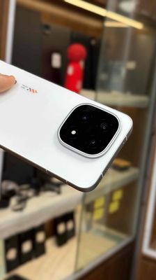 vivo iqoo 15 16/1T Gb fullbox 99% trắng. Mua bán Điện thoại tại Quận Hai Bà Trưng Hà Nội được đăng bởi khmobile