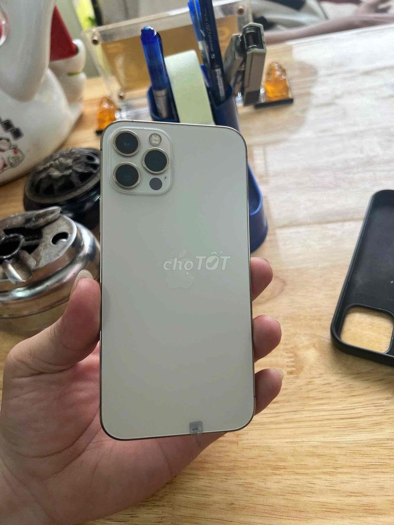 Apple iPhone 12 Pro 256GB Vàng Gold Đã sử dụng. Mua bán Điện thoại tại Thành phố Thủ Đức Tp Hồ Chí Minh được đăng bởi Nguyễn duy khang hình 1
