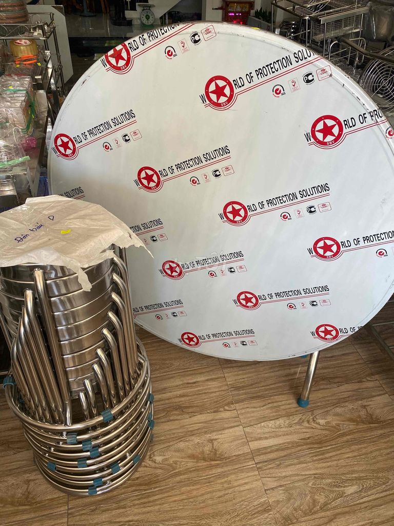 Bàn Tròn Inox mới 100% ( miễn phí vận chuyển ). Mua bán Bàn ghế tại Huyện Hóc Môn Tp Hồ Chí Minh được đăng bởi ngô văn khương hình 1