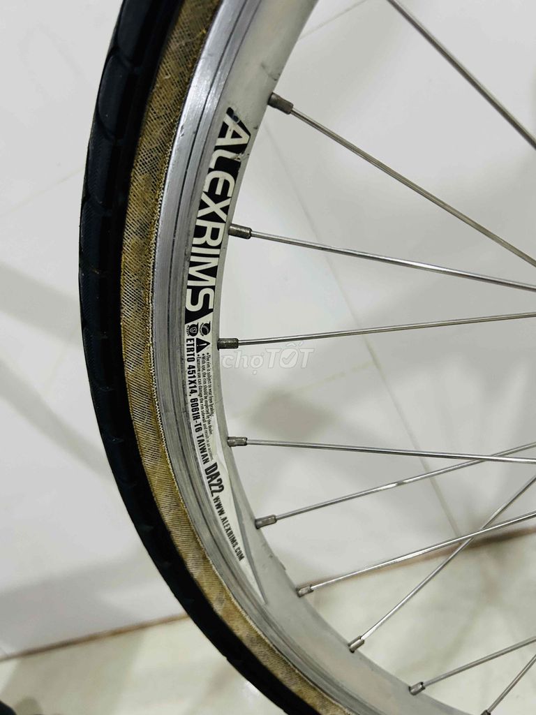 Minivelo 20i" nguyên zin. Mua bán Xe đạp tại Quận Bình Thuỷ Cần Thơ được đăng bởi Hien hình 19