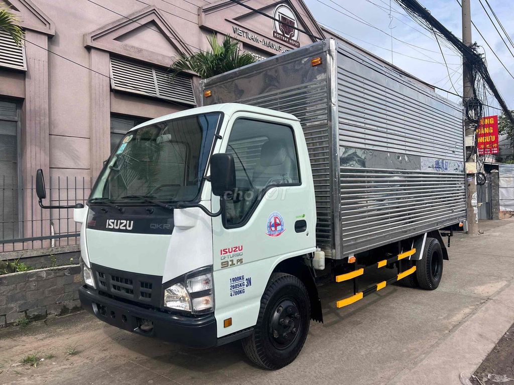 isuzu Qkr55H 1,9T thùng kín, thùng 4,4M xe 1chủ. Mua bán Xe tải, xe ben tại Thành phố Thuận An Bình Dương được đăng bởi Ngọc Hà hình 3