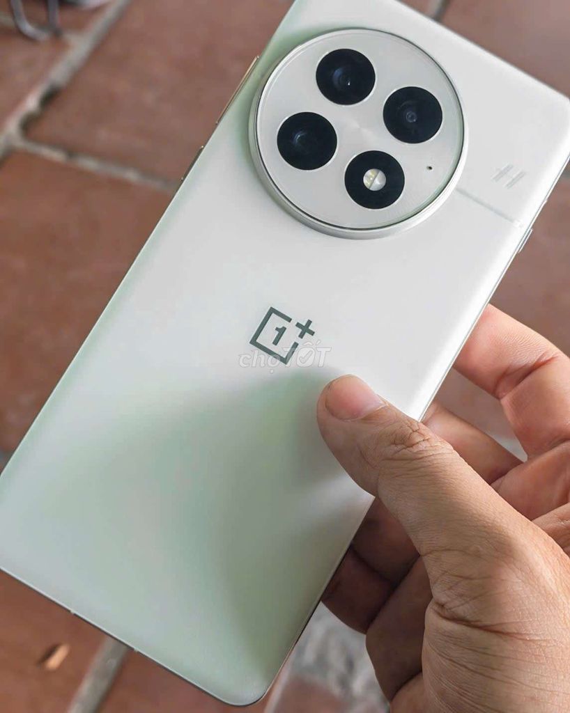 OnePlus 13 12/256. Mua bán Điện thoại tại Thành phố Thủ Dầu Một Bình Dương được đăng bởi Khánh hình 1