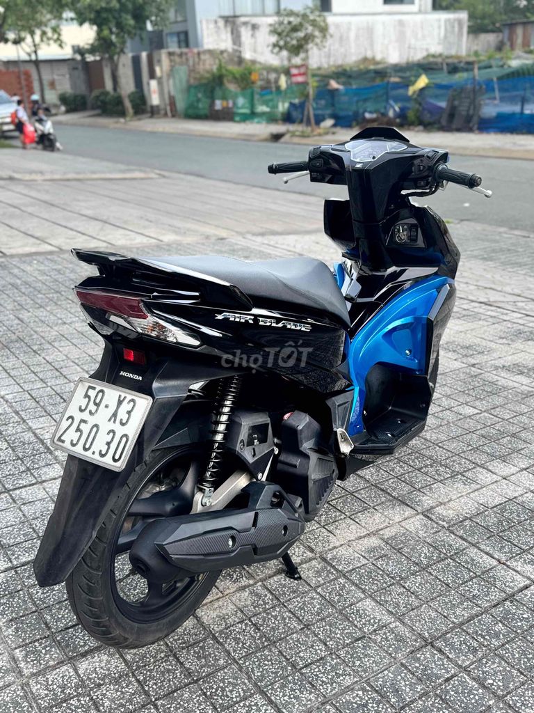 💥💥 Air Blade 125 2018 Bstp chính chủ xe zin đẹp. Mua bán Xe máy tại Quận 7 Tp Hồ Chí Minh được đăng bởi Cửa Hàng Xe Máy Hoàng Hưng Q7 hình 8