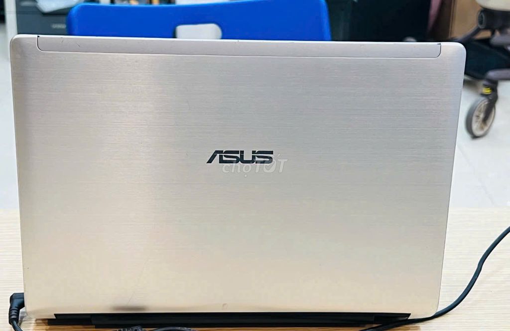 Bán lại Laptop Asus UL20A chip U7300 Ram 3G/320