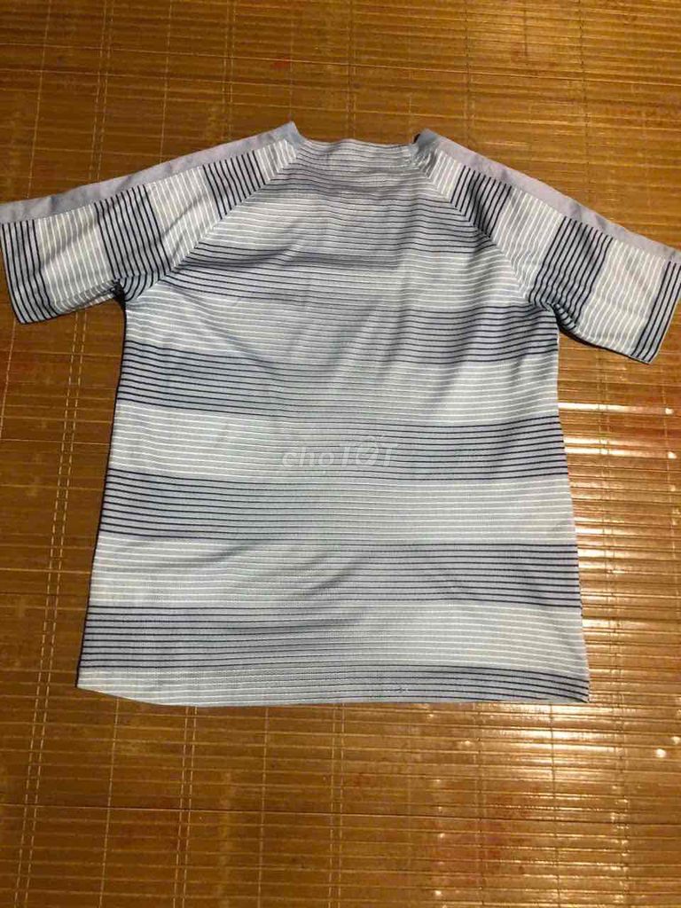 (auth thanh lý) NIKE 23. Mua bán Quần áo tại Huyện Phú Xuyên Hà Nội được đăng bởi Auth 2hand  hình 1