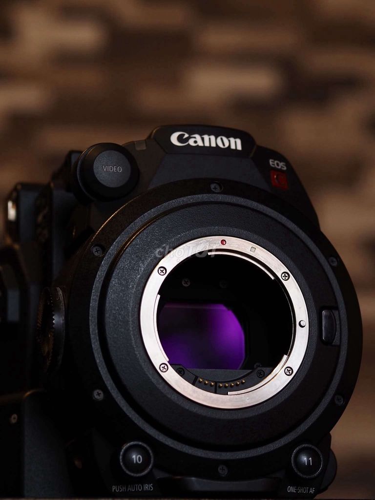 Máy quay phim Canon C200 Đen. Mua bán Máy ảnh, Máy quay tại Quận 10 Tp Hồ Chí Minh được đăng bởi Đại Phong hình 1