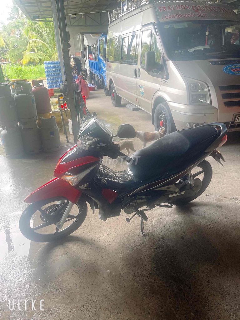 cần thanh lý xe future fi đời 2017 xe đẹp giá rẻ. Mua bán Xe máy tại Huyện Trảng Bàng Tây Ninh được đăng bởi Trương Quốc Duy hình 4