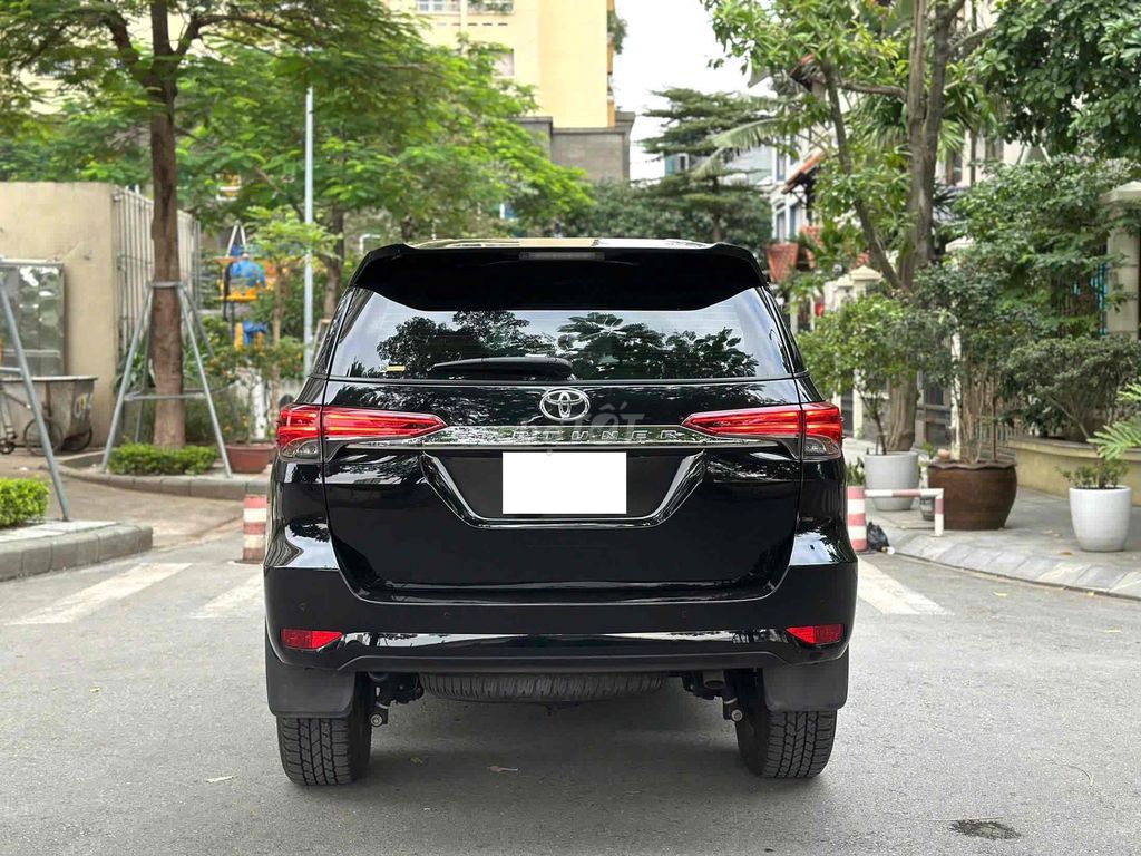 Toyota Fortuner 2024 2.4L 4x2 sx 2024 màu đen. Mua bán Ô tô tại Quận Cầu Giấy Hà Nội được đăng bởi Cao Quý hình 4