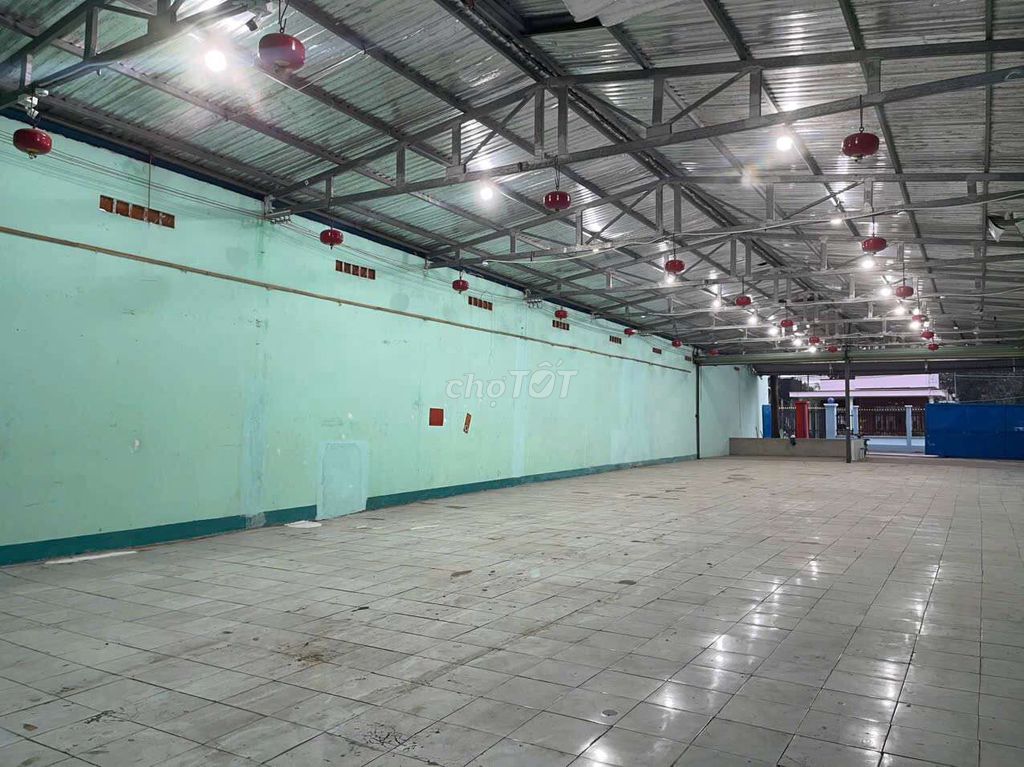 CHO THUÊ XƯỞNG TÂN AN, TDM, BD
- Diện tích: 600m2 có văn phòng
- Xưởng