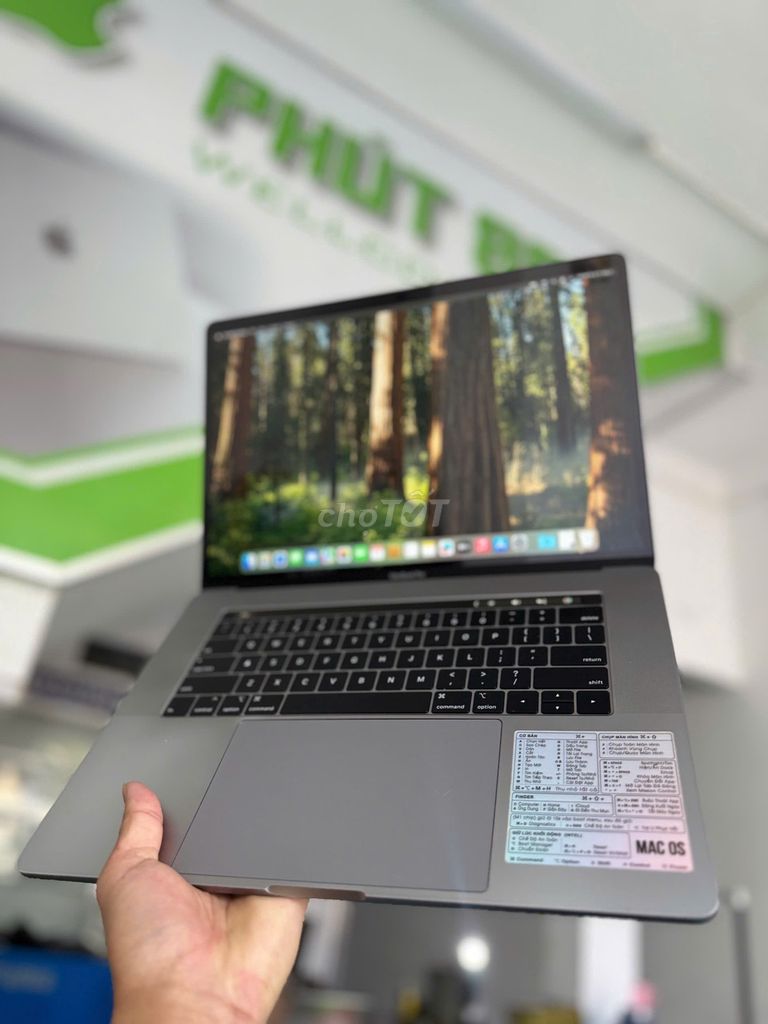 Apple Macbook Pro 15 inch i7 16GB/256GB. Mua bán Laptop tại Thành phố Buôn Ma Thuột Đắk Lắk được đăng bởi Cầm Đồ PHÚT 89  hình 1