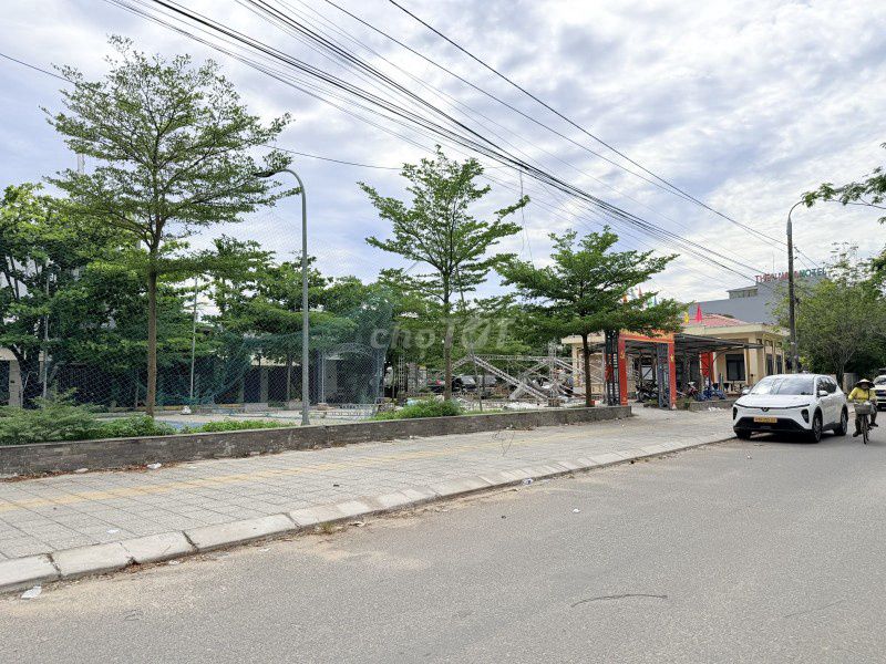 🏘️ Комплект комнат в аренду Doan Phu Tu – Ширина 11м – Рядом с Политехническим университетом
