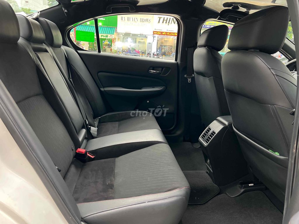 Honda City 2022 RS - xe gia đình chất. Mua bán Ô tô tại Quận Tân Phú Tp Hồ Chí Minh được đăng bởi Nguyễn Tân Xe Lướt  hình 9