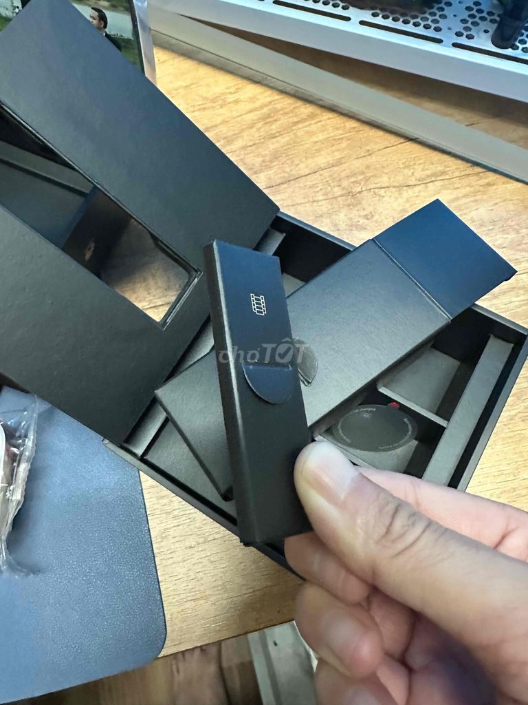 Strap titan Ultimae 2 Titan Mới. Mua bán Thiết bị đeo thông minh tại Quận Ngũ Hành Sơn Đà Nẵng được đăng bởi Kiến dùng bút hình 1
