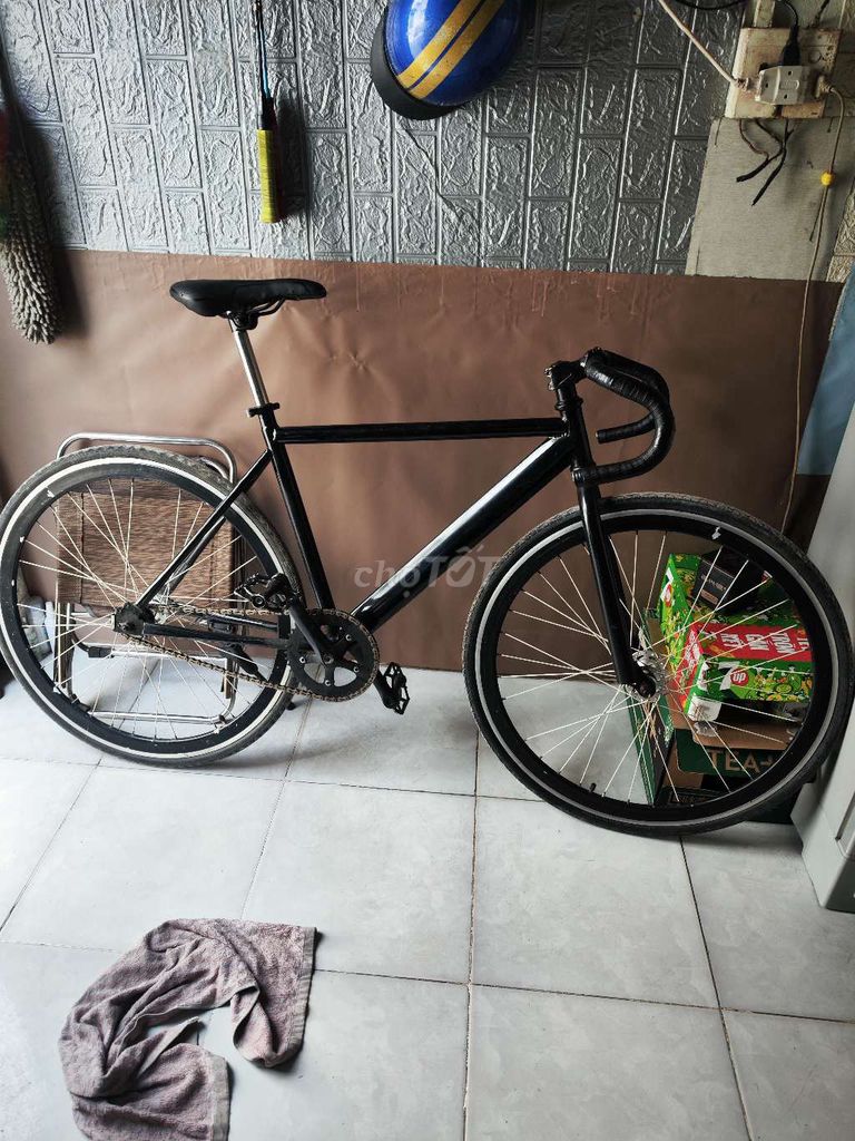 Xe đạp thể thao Fixed gear