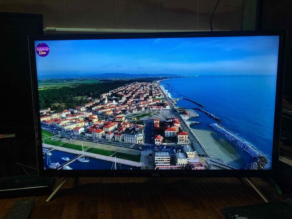 Tivi TCL 32 inch LED Đen. Mua bán Tivi, Âm thanh tại Quận Bình Tân Tp Hồ Chí Minh được đăng bởi Vân Khải  hình 1