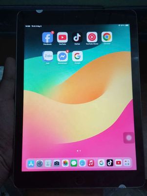 Bán ipad gen 6 32GB wifi (màu xám). Mua bán Máy tính bảng tại Huyện Cái Nước Cà Mau được đăng bởi HOÀNG TUẤN 