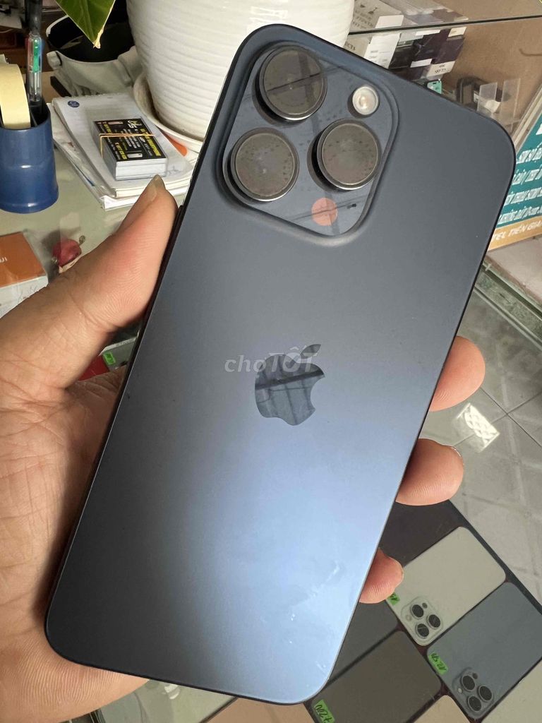 Apple iPhone 15 Pro Max 256GB Xanh. Mua bán Điện thoại tại Thành phố Mỹ Tho Tiền Giang được đăng bởi Sanh Phone hình 1