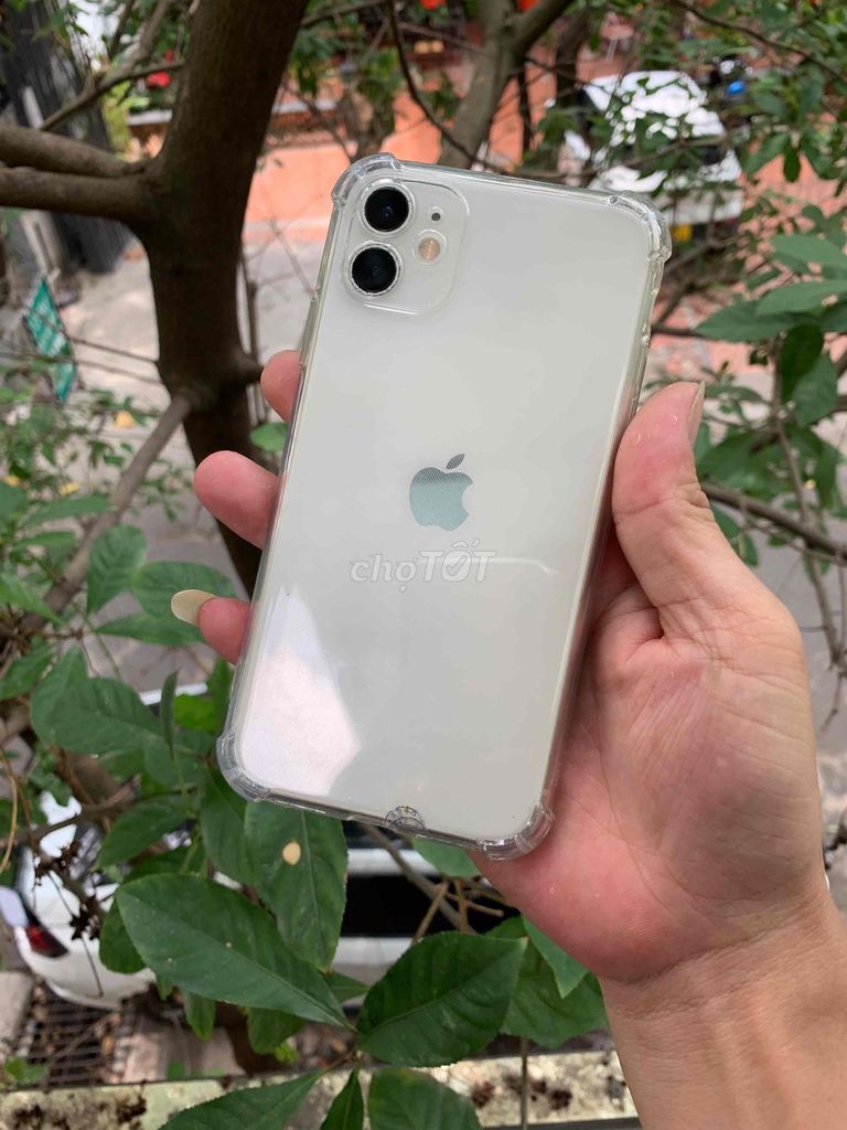 11 trắng. Mua bán Điện thoại tại Thành phố Biên Hòa Đồng Nai được đăng bởi Hoàng Bảo Khanh hình 1