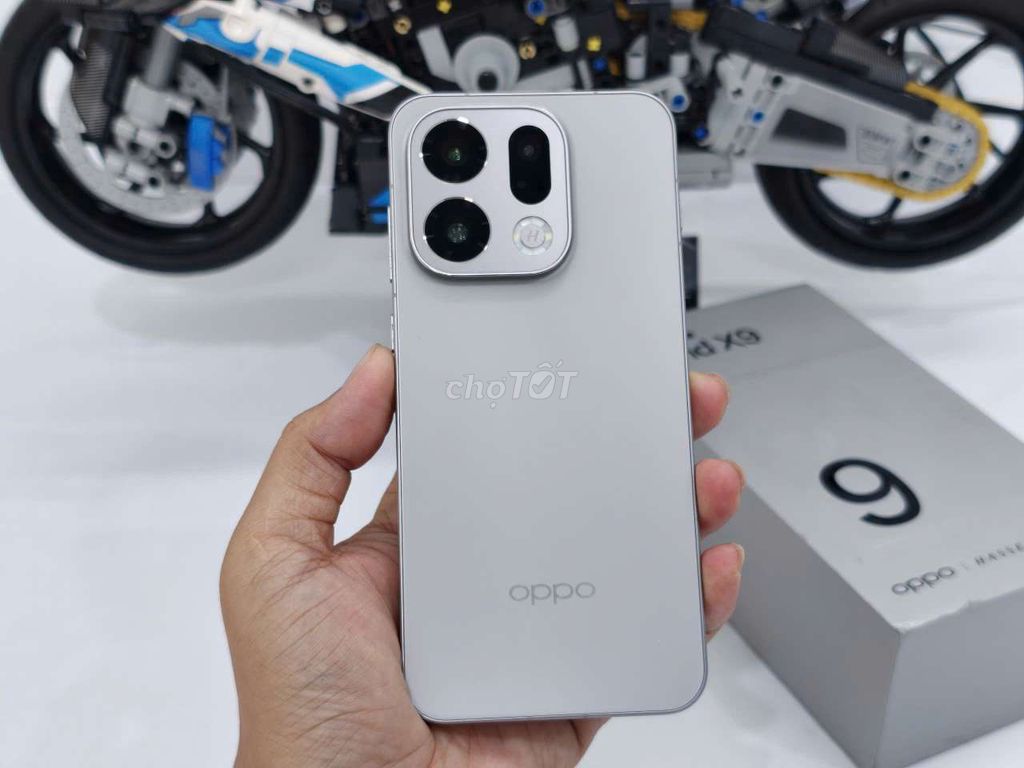 Oppo Find X9 5G 256GB Bạc Đã sử dụng. Mua bán Điện thoại tại Quận Ninh Kiều Cần Thơ được đăng bởi Lê Khang hình 1