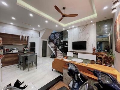 Bán nhà chính chủ giá cực êm. Mua bán nhà ở tại Quận Thanh Xuân Hà Nội được đăng bởi Hung Nguyen