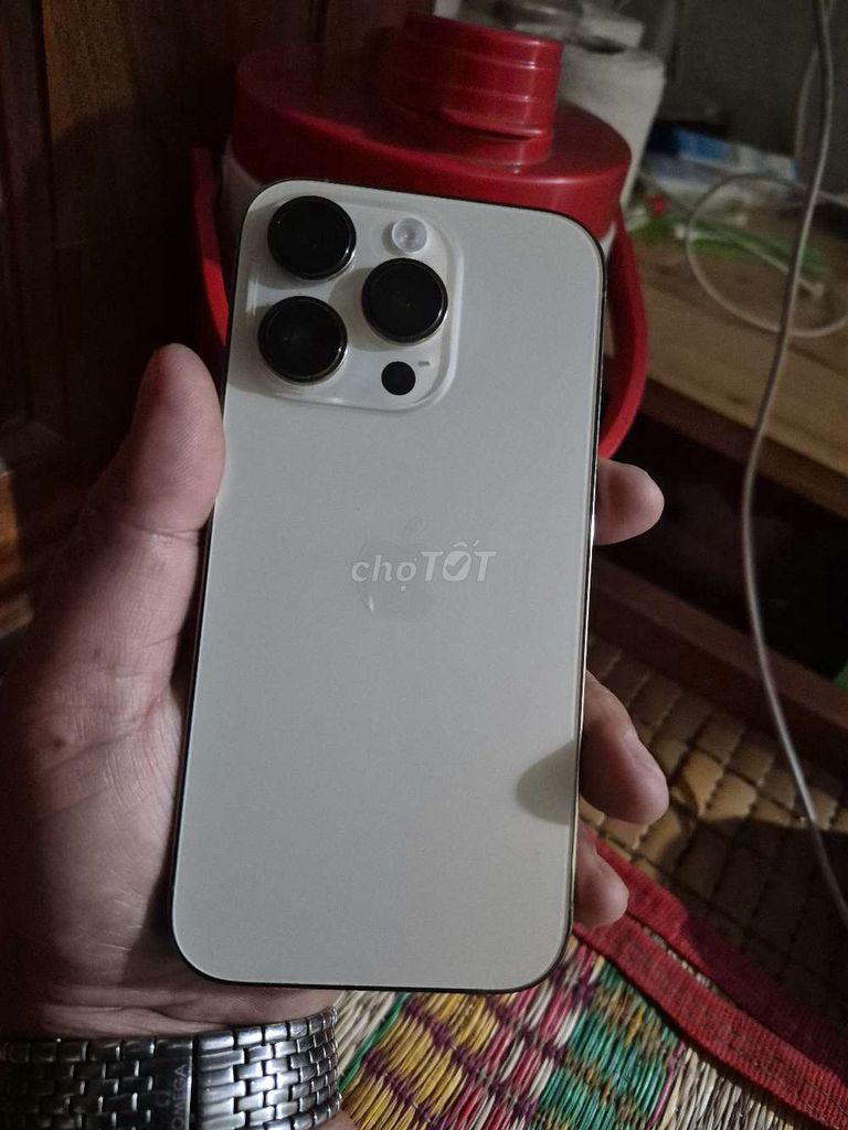 Apple iPhone 14 Pro 512GB Vàng. Mua bán Điện thoại tại Huyện Bình Chánh Tp Hồ Chí Minh được đăng bởi câm đô Minh thiệu  hình 1