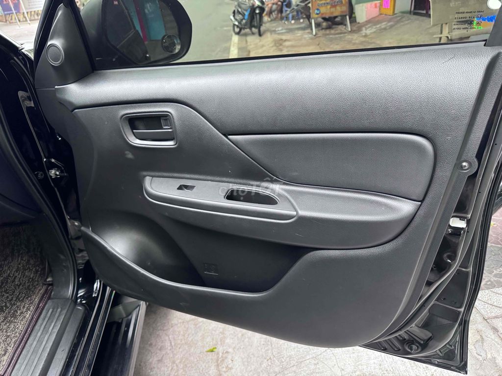 Mitsubishi Triton 2022 4x2 AT GLX - 60000 km