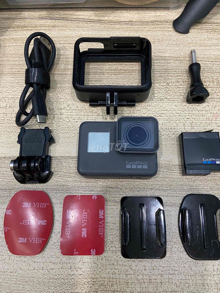 Máy quay GoPro Hero 5 Black đã qua sử dụng. Mua bán Máy ảnh, Máy quay tại Quận Đống Đa Hà Nội được đăng bởi Sơn Nguyễn hình 1