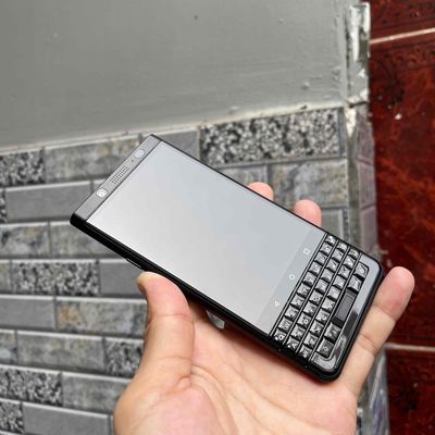 Blackberry KeyOne Đen 4/64g 2sim  Mới 99% zin