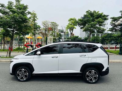 Hyundai Stargazer Cao cấp 7 chỗ Trắng