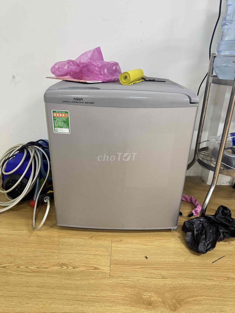 Tủ lạnh Aqua AQR-55ER 50 lít Xám. Mua bán Tủ lạnh tại Quận Tân Phú Tp Hồ Chí Minh được đăng bởi  ĐIỆN MÁY HOÀNG HUY hình 1
