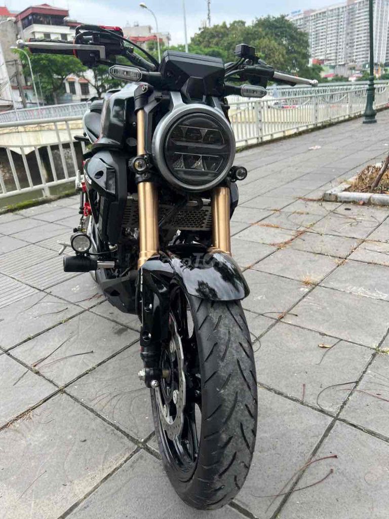 HONDA CB150R ABS FI cuối 2021 Lướt đẹp Hàng hiếm. Mua bán Xe máy tại Quận Cầu Giấy Hà Nội được đăng bởi Tong motor xe may hình 2