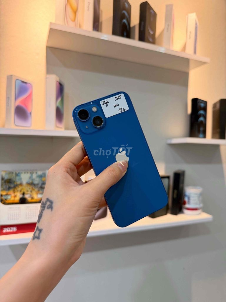 13 Thường 128Gb Quốc Tế Pin 100. Mua bán Điện thoại tại Quận Thanh Xuân Hà Nội được đăng bởi T Mobile  hình 1