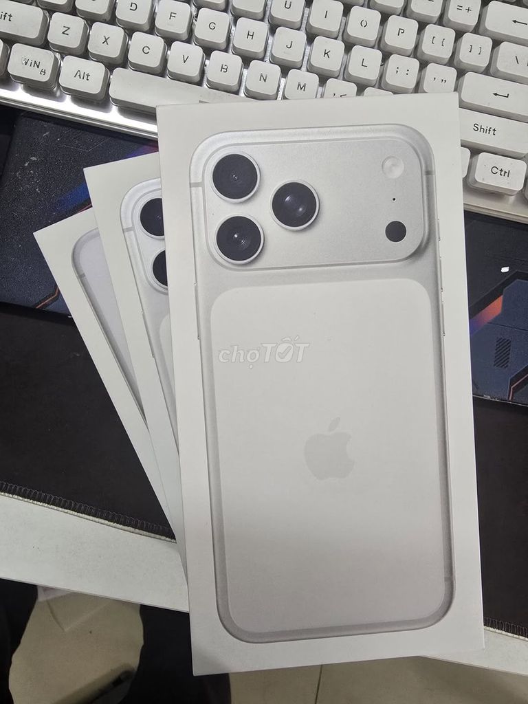 Apple iPhone 17 Pro Max Trắng. Mua bán Điện thoại tại Thành phố Thủ Dầu Một Bình Dương được đăng bởi Hội Đồ Điện Tử hình 1