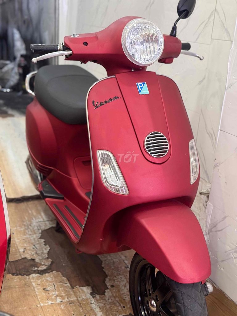 Piaggio Vespa LX125ie Đời 2012 . BSTP. Mua bán Xe máy tại Quận Phú Nhuận Tp Hồ Chí Minh được đăng bởi Ngọc Huy hình 2