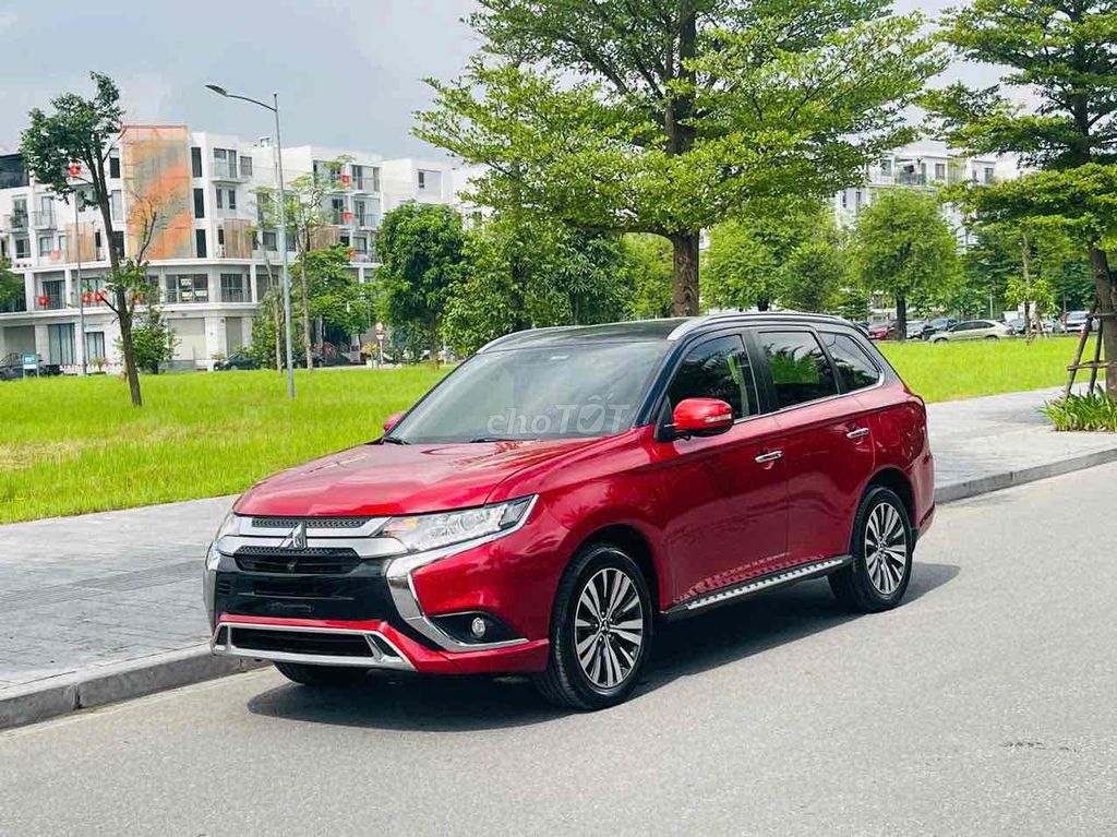 Mitsubishi Outlander 2022 2.0 CVT hơn 5 vạn km!. Mua bán Ô tô tại Quận Thanh Xuân Hà Nội được đăng bởi Dương Xuân Trường hình 8