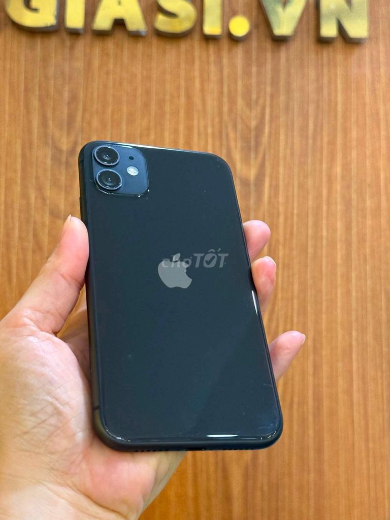 Apple iPhone 11 64GB Đen Đã sử dụng lock. Mua bán Điện thoại tại Quận Gò Vấp Tp Hồ Chí Minh được đăng bởi Nguyễn Thị Thu Hiền hình 1
