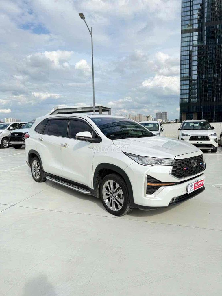 Toyota Innova Cross Hybrid 2023 Trắng Hybrid