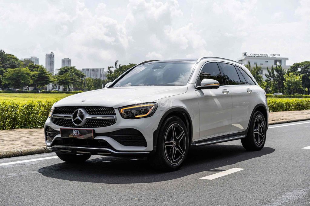 GLC300 AMG 2023 công ty 1 chủ từ đầu siêu đẹp. Mua bán Ô tô tại Quận 7 Tp Hồ Chí Minh được đăng bởi Dương Phương hình 2