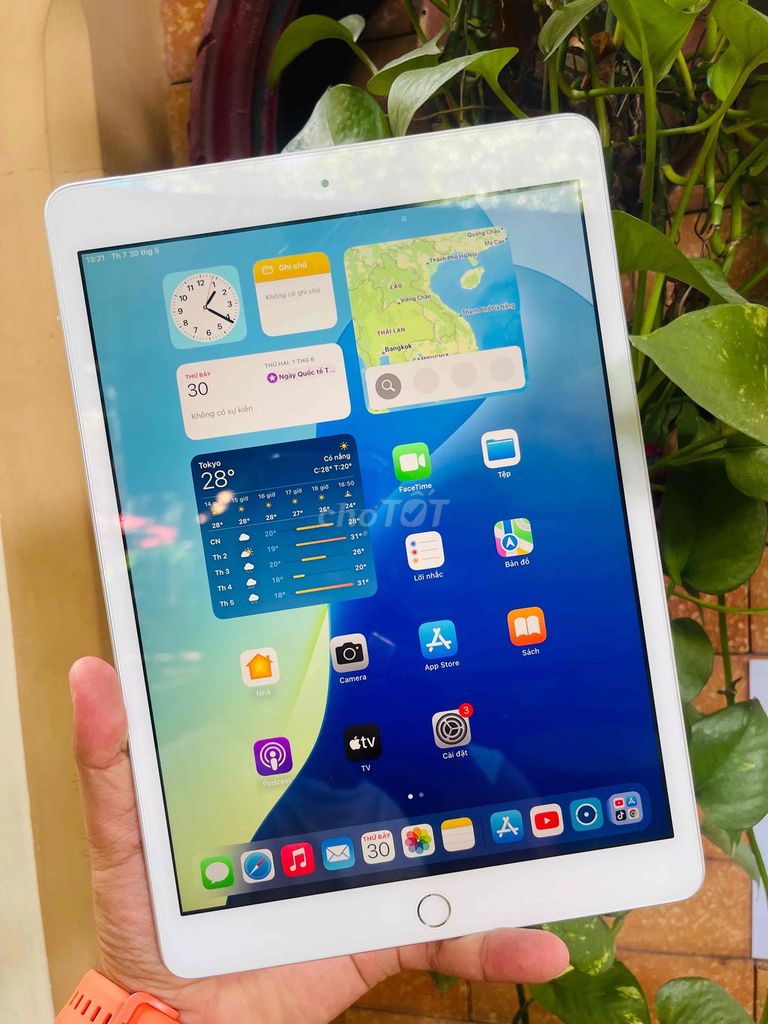 Apple iPad Gen 8 Bạc 4G + Wifi. Mua bán Máy tính bảng tại Quận Liên Chiểu Đà Nẵng được đăng bởi phượng hình 1