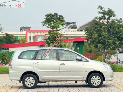 Toyota Innova G 2010. Mua bán Ô tô tại Quận Long Biên Hà Nội được đăng bởi Tú Lê Auto hình 4