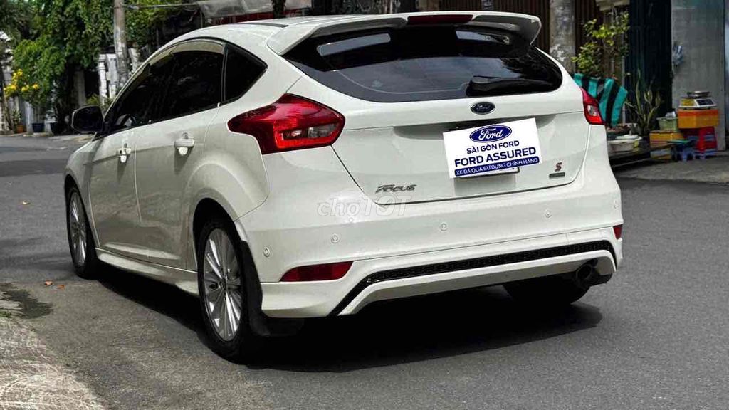 Ford Focus Sport 2018 Trắng 35.000 km. Mua bán Ô tô tại Quận Tân Bình Tp Hồ Chí Minh được đăng bởi Sài Gòn Ford hình 5
