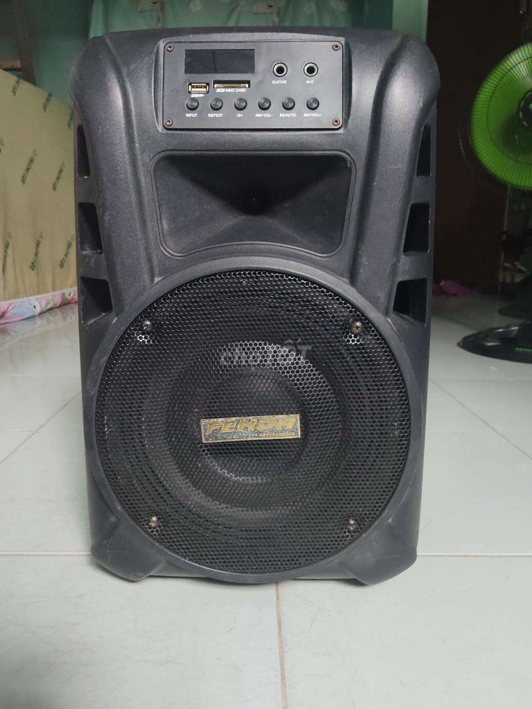 Loa kéo karaoke Đen. Mua bán Tivi, Âm thanh tại Thành phố Nha Trang Khánh Hòa được đăng bởi xuanmai dao hình 1