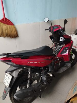Honda Air Blade 2020 Đỏ Đen Xám 8.000 km. Mua bán Xe máy tại Thành phố Thủ Dầu Một Bình Dương được đăng bởi le thi thom