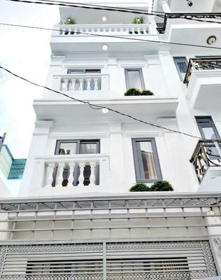 Nhà phố 68 m² · 4 PN · Đường Nguyễn Văn Đậu