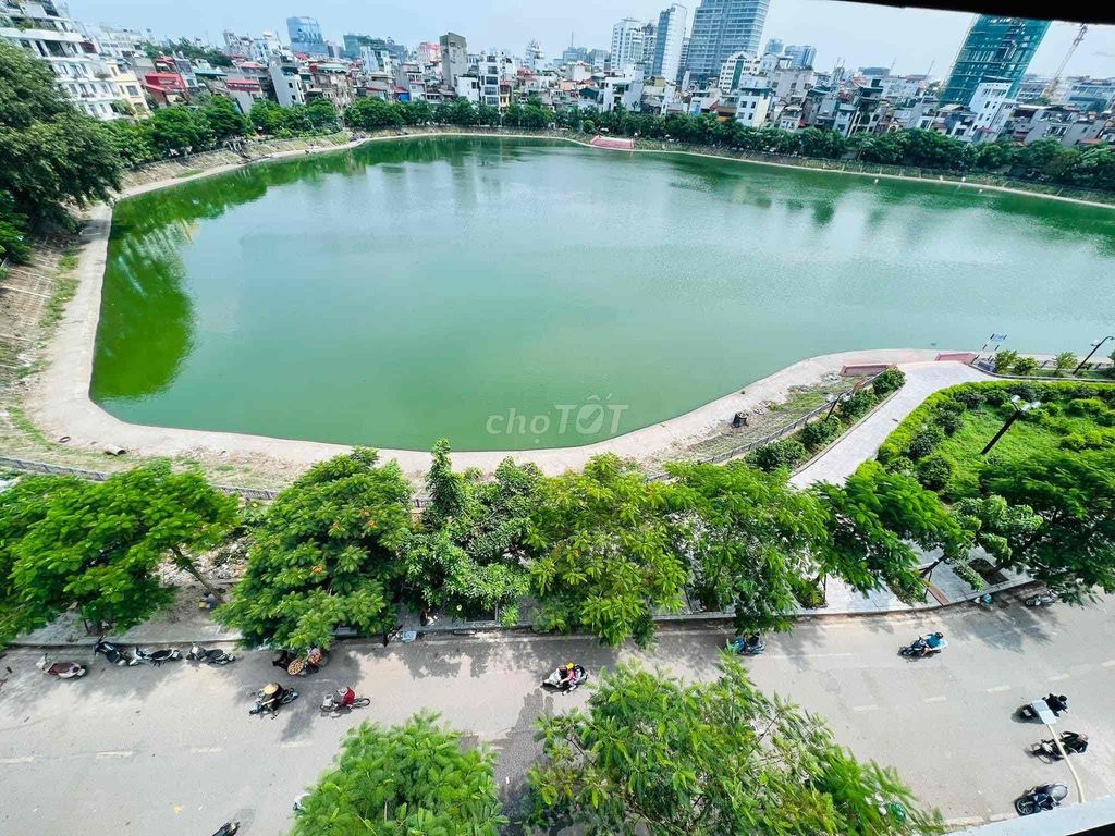 Hoàng Mai - Chung cư 90m2 lô góc view hồ, ban công ĐN - giá 2,7tỉ